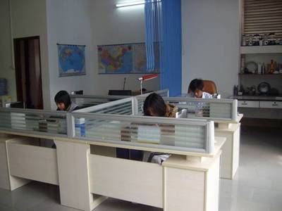 金朗日太陽(yáng)能技術(shù) 為工廠打造高效太陽(yáng)能發(fā)電與照明系統(tǒng)解決方案